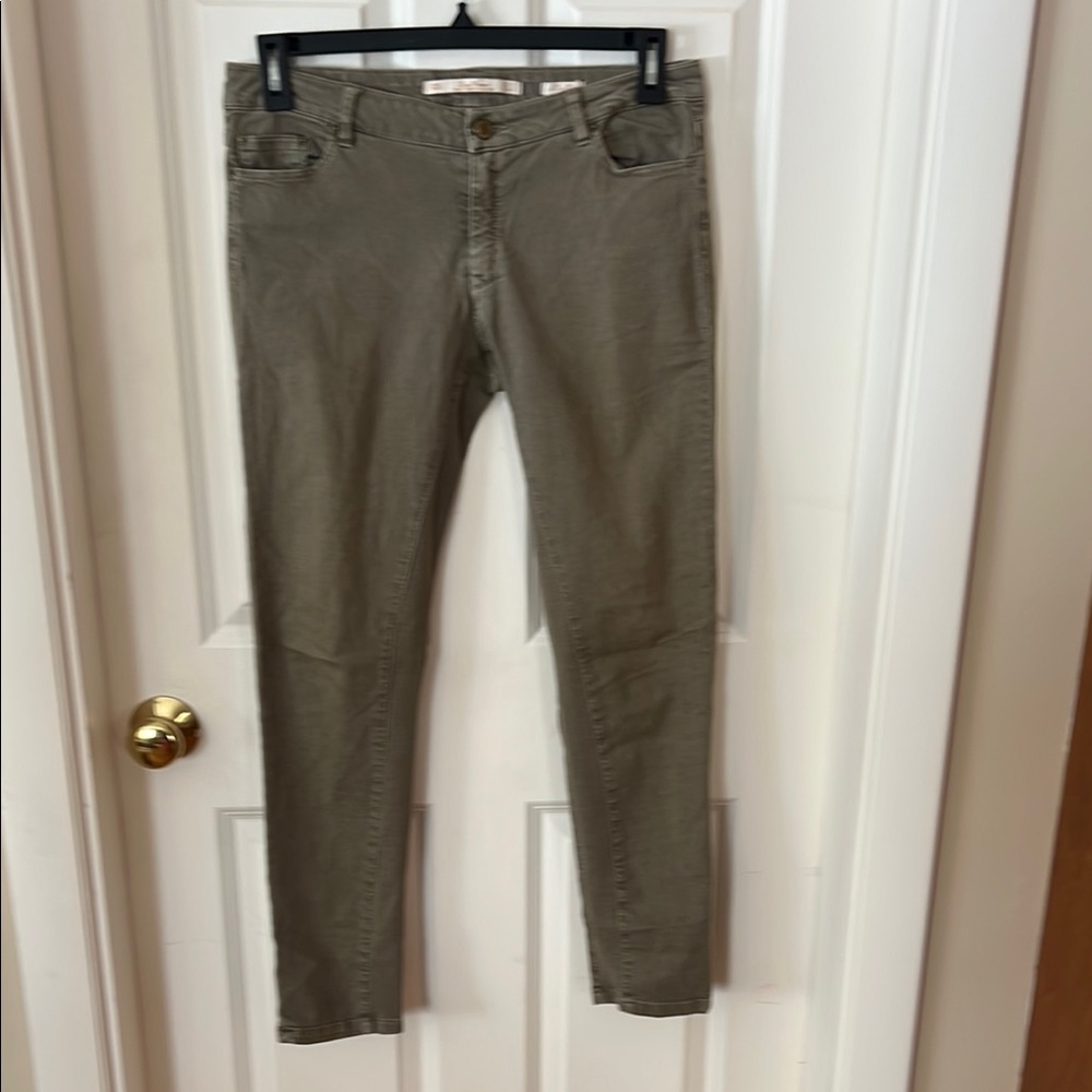 Leara Woman Premium Denim Collection, woman’s, olive/tan, jeans. Size 10.